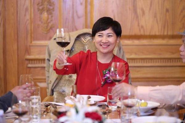“风鸟＆梅蒂奇”上海旗舰店正式试营业
