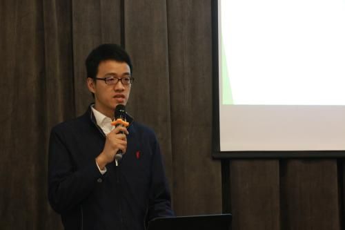 上海市质监局产品质量监督处的唐榕为发布会致辞