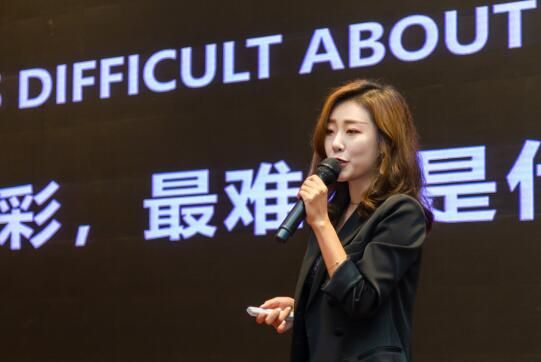 卜天静在Dr.D公开课上授课