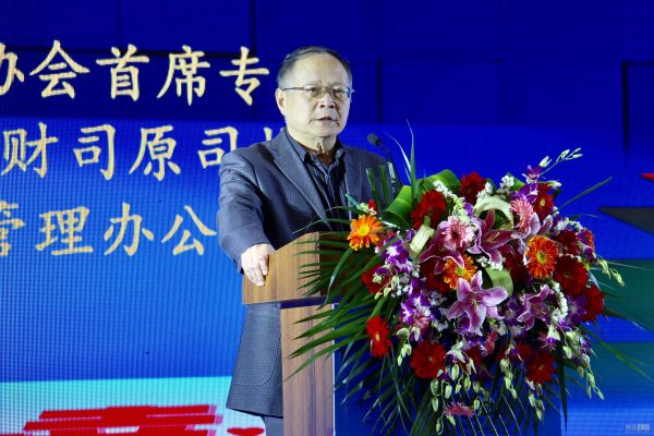 中国林产工业协会首席专家、国家林业局计财司原司长、全国木材行业管理办公室主任、孙建致辞