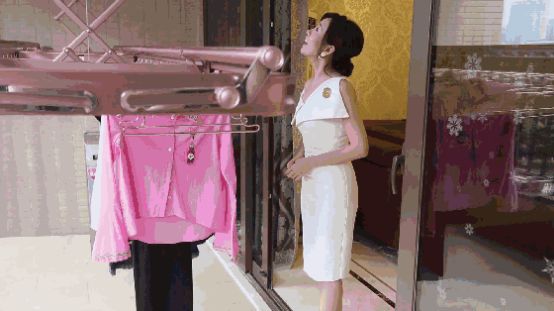 好奇 ▏单身狗心中的满分女友