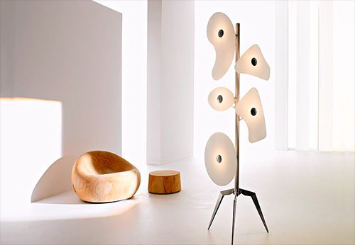 1992年Ferruccio Laviani为Foscarini 设计的Orbital 工业玻璃材质落地灯