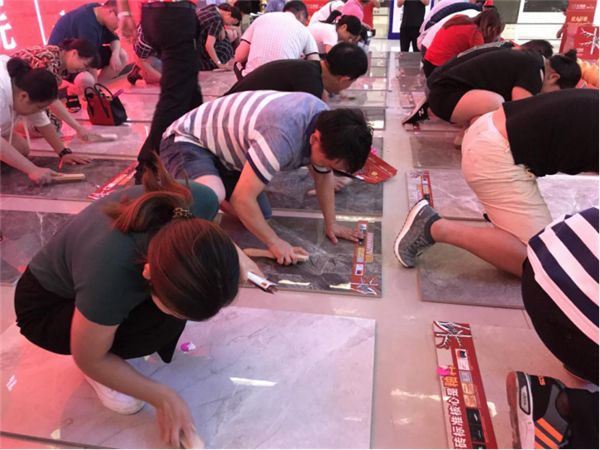 大角鹿全国超耐磨万人PK大赛上海站