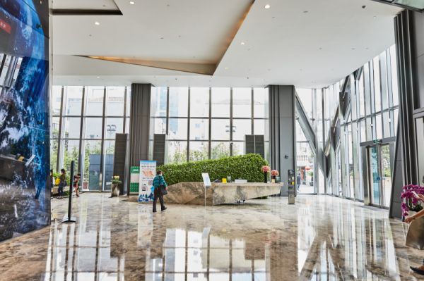 三四线城市工资仅三千,房价却近万元,未来接盘者会是谁