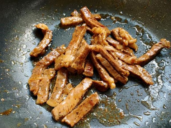 摩飞轻食薄饼一体机教你自制牛肉卷饼,30S学会