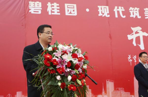 全国工商联家具装饰业商会秘书长 张仁江