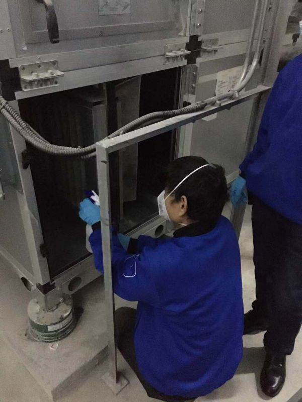 空调滤网清洁消毒