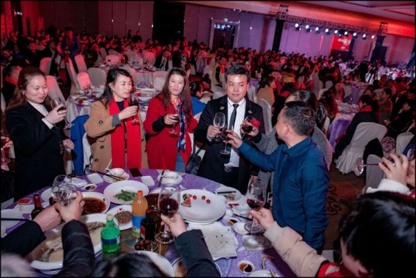 重磅消息！红蓝青布艺 2024 春季新品发布会即将启动